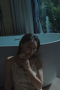 YiTuYu Art Language Vol.7482 Featuring Jj: Exploring Contemporary Visual Aesthetics - image 4