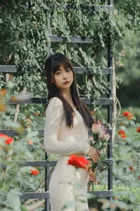 Exploring the Charm of Xiao Ke Ai in YiTuYu Art Language Vol.4890 - image 6