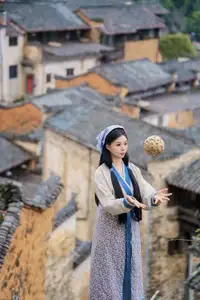 Zhang Ying: Rustic Charm of a Traditional Farm Girl - YiTuYu Vol.8653 - image 16
