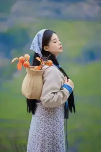 Zhang Ying: Rustic Charm of a Traditional Farm Girl - YiTuYu Vol.8653 - image 11