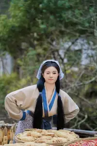 Zhang Ying: Rustic Charm of a Traditional Farm Girl - YiTuYu Vol.8653 - image 1