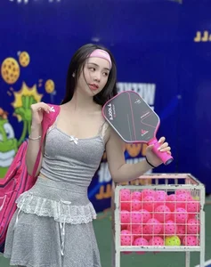 Stylish Pickleball Fashion Trends: How Influencers Are Redefining On-Court Athletic Wear - image 2