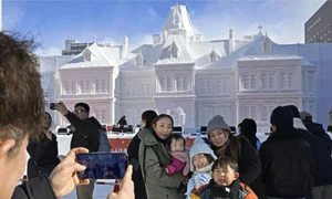 The Magic of Sapporo Snow Festival: Exquisite Ice and Snow Sculptures - image 6