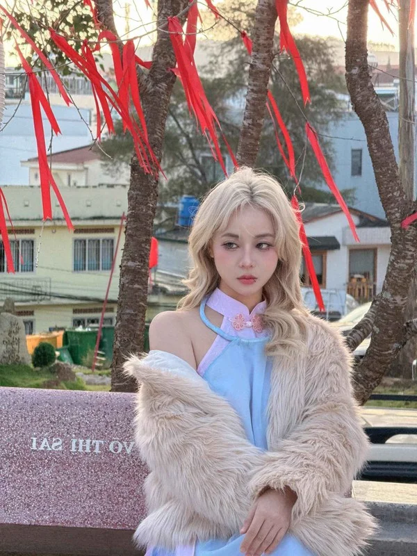 Streamer MisThy Stuns Fans with Elegant and Sophisticated Lunar New Year Photoshoot