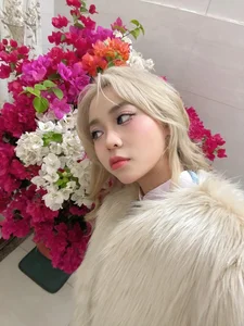 Streamer MisThy Stuns Fans with Elegant and Sophisticated Lunar New Year Photoshoot - image 4