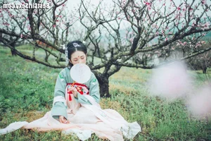 YiTuYu Art Language Vol.4056: A Stunning Visual Journey Featuring Fan Fan - image 30