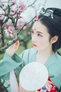 YiTuYu Art Language Vol.4056: A Stunning Visual Journey Featuring Fan Fan - image 5