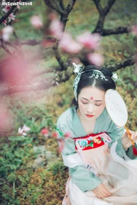 YiTuYu Art Language Vol.4056: A Stunning Visual Journey Featuring Fan Fan - image 10