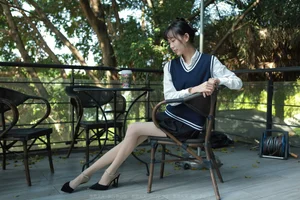 Tuan Tuan Pure Jade Academy Style IESS Collection - image 18