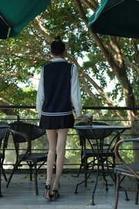 Tuan Tuan Pure Jade Academy Style IESS Collection - image 10