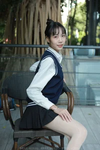 Tuan Tuan Pure Jade Academy Style IESS Collection - image 2