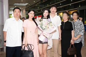 The Timeless Beauty of Runner-up Phuong Nhi's Mother Revealed - image 2