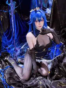 Coser Hoshilily as Azur Lane New Jersey: Enchanting Bunny Garden Beauty! - image 17