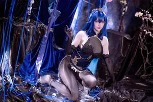 Coser Hoshilily as Azur Lane New Jersey: Enchanting Bunny Garden Beauty! - image 1