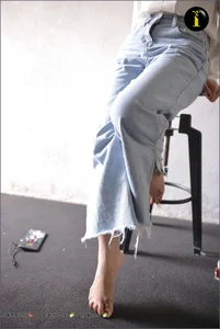 Elegant Lifestyle Photography: Model Fan Meimei in IESS Collection 073 - Painting Toenails - image 25