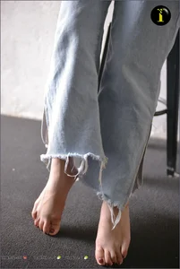 Elegant Lifestyle Photography: Model Fan Meimei in IESS Collection 073 - Painting Toenails - image 77