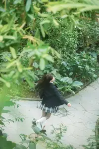 Xian Nu Juan (Vol.8662 YiTuYu) Serene Stroll in a Lush Botanical Garden - image 19