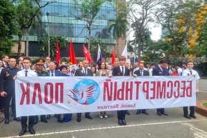 Hanoi’s Immortal Regiment: Honoring the Shared Heroism of Vietnam and Russia - image 3