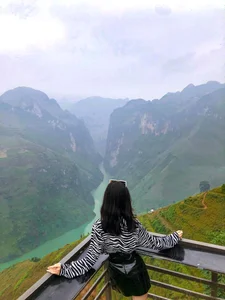 Huyen Trang Explores the Majestic Beauty of Ha Giang, Vietnam - image 11