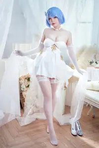 Coser Ban Ban Zi: Azur Lane Chapayev in White Knight's Melody Dress - Enchanting Beauty - image 19