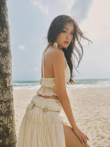 Thao Nhi Le: The Bikini Queen Redefining Modern Glamour and Body Positivity - image 3