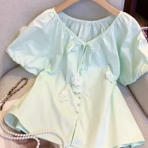 Summer Style Trends: The Refreshing Elegance of Mint Green - image 12