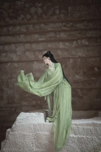YiTuYu Art Language Vol.7764: He Xiang Gu Visual Art Gallery - image 1