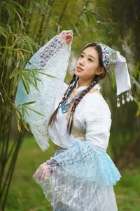 Elegant Artistic Portrait Photography: Featuring Zang Yi Tong in YiTuYu Art Language Vol.9027 Collection - image 31