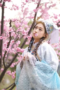 Elegant Artistic Portrait Photography: Featuring Zang Yi Tong in YiTuYu Art Language Vol.9027 Collection - image 39