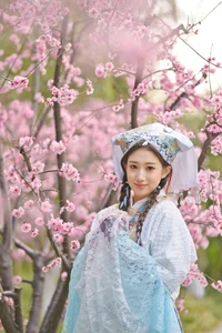 Elegant Artistic Portrait Photography: Featuring Zang Yi Tong in YiTuYu Art Language Vol.9027 Collection - image 29