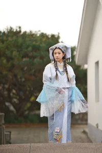 Elegant Artistic Portrait Photography: Featuring Zang Yi Tong in YiTuYu Art Language Vol.9027 Collection - image 9