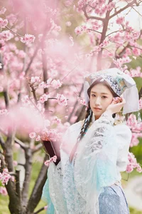 Elegant Artistic Portrait Photography: Featuring Zang Yi Tong in YiTuYu Art Language Vol.9027 Collection - image 51