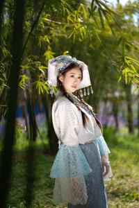 Elegant Artistic Portrait Photography: Featuring Zang Yi Tong in YiTuYu Art Language Vol.9027 Collection - image 14