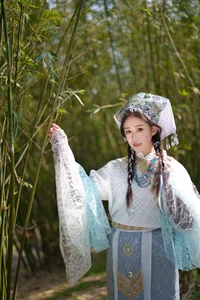 Elegant Artistic Portrait Photography: Featuring Zang Yi Tong in YiTuYu Art Language Vol.9027 Collection - image 19