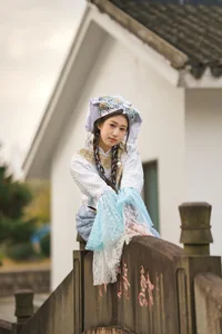 Elegant Artistic Portrait Photography: Featuring Zang Yi Tong in YiTuYu Art Language Vol.9027 Collection - image 1