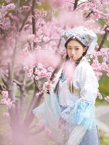 Elegant Artistic Portrait Photography: Featuring Zang Yi Tong in YiTuYu Art Language Vol.9027 Collection - image 46