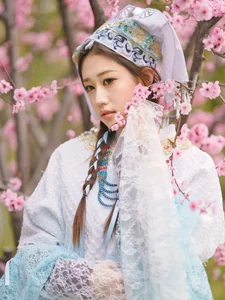 Elegant Artistic Portrait Photography: Featuring Zang Yi Tong in YiTuYu Art Language Vol.9027 Collection - image 30