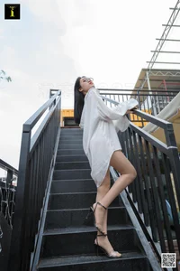IESS Kele Gallery: Capturing Gentleness in the Boyfriend Shirt Series - image 17