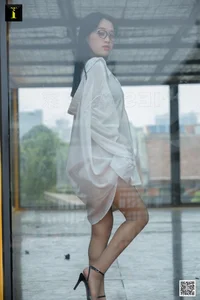 IESS Kele Gallery: Capturing Gentleness in the Boyfriend Shirt Series - image 51
