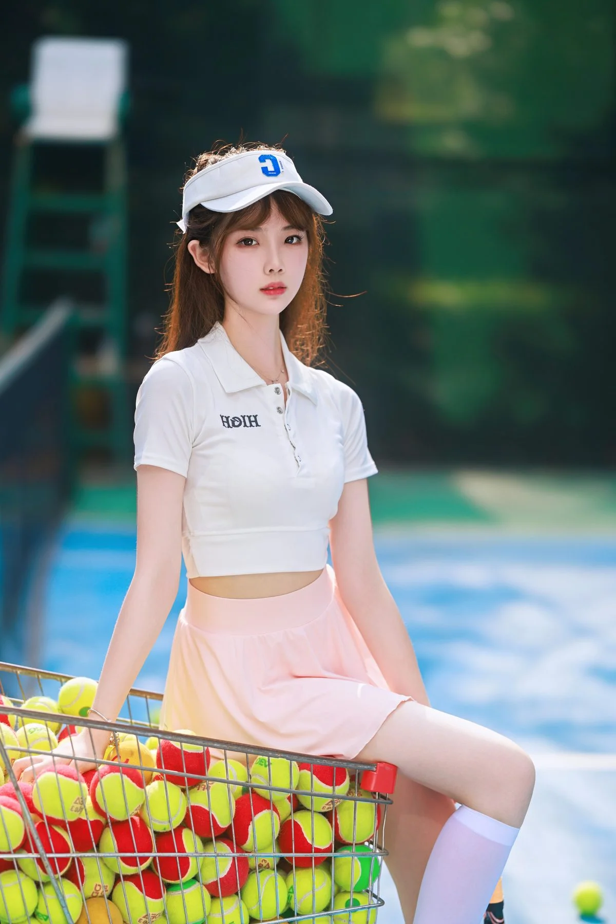 YiTuYu Art Language Vol.4589 Featuring Xiao Jie Rui: A Stunning Photography Collection