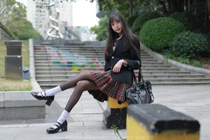 The Essence of Spring with Tuantuan - IESS Seasonal Fashion Photography - image 31