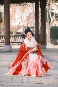 YiTuYu Art Language Vol.6304: A Sophisticated Visual Journey with Mu Mu - image 7