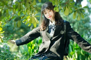 Contemporary Portraiture: YiTuYu Art Language Vol.6194 Featuring Lin Lin - image 13