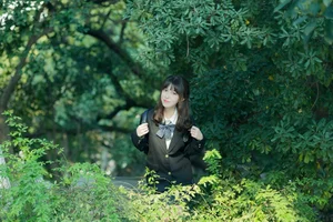 Contemporary Portraiture: YiTuYu Art Language Vol.6194 Featuring Lin Lin - image 8