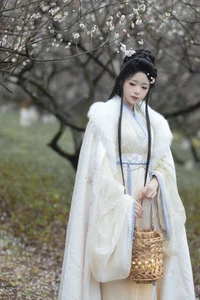 Unique Aesthetics in YiTuYu Art Language Vol.6572 Yun Yun - image 2