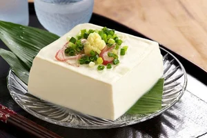 Decoding the Iconic Dish Featured in Tuan Cry's Viral Bac Bling Music Video - image 3
