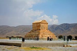 Ancient Architectural Marvels: Tombs That Withstand Earthquakes for 2,500 Years - image 2