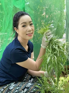 Inside the Lush Organic Garden of People’s Artist Trinh Kim Chi’s Luxury Villa - image 9