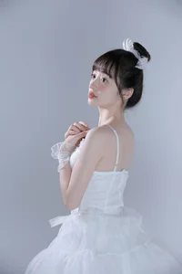 Licaicain Captivates in YiTuYu Art Language Vol.7465: A Visual Journey - image 8
