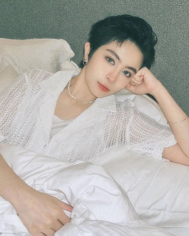 Gil Lê’s Style Evolution: A Look Back at the Vietnamese Star’s Early Feminine Aesthetic and Fashion Transformation